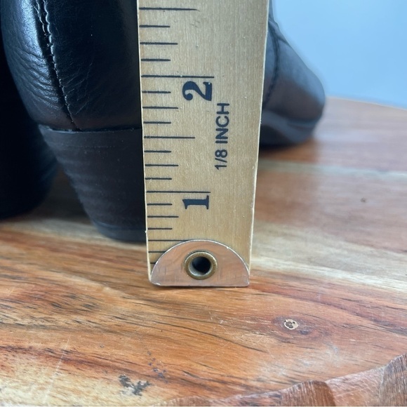 Abeo Marsha Leather Bootie Black studded Sz 7 Narrow - Picture 6 of 7